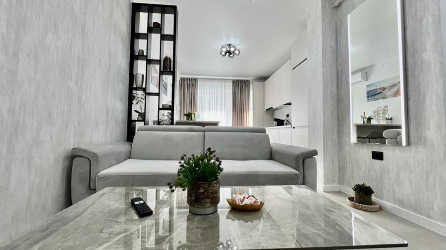 Alezzi Odyssey Apartament cu 2 camere amenajat elegant - acces la piscine
