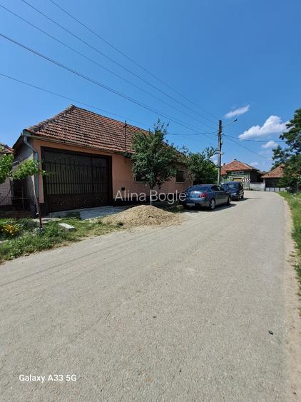 Vand casa în Ucuriș Bihor - 3