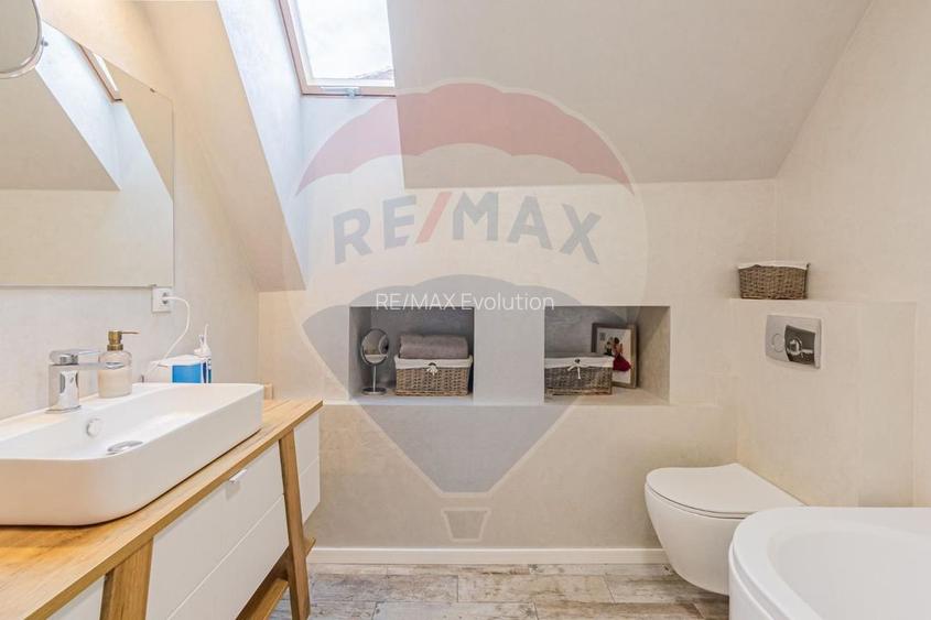 COMISION 0%|Oază de eleganță în Centrul Istoric: Apartament 4 camere!! - 13