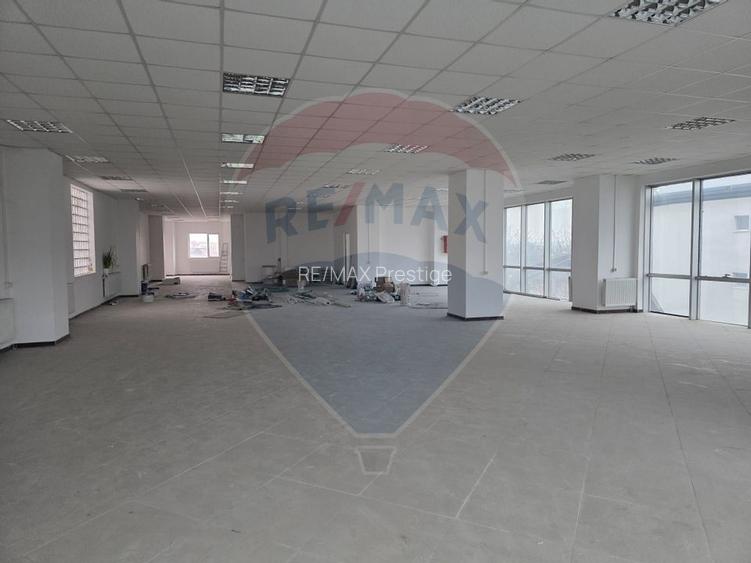 Spatii comerciale + birouri Otopeni 2246 mp inchiriere totala/partiala - 6