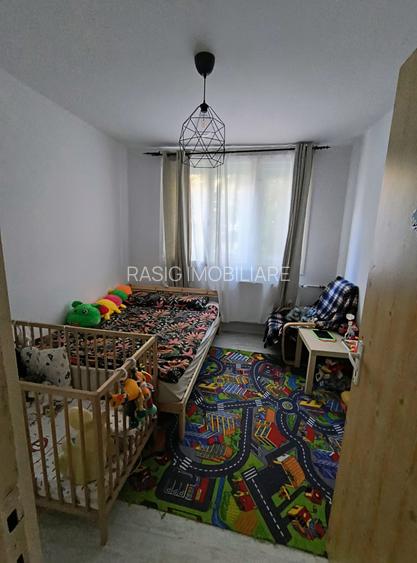 4 camere Metrou Raul Doamnei - 4