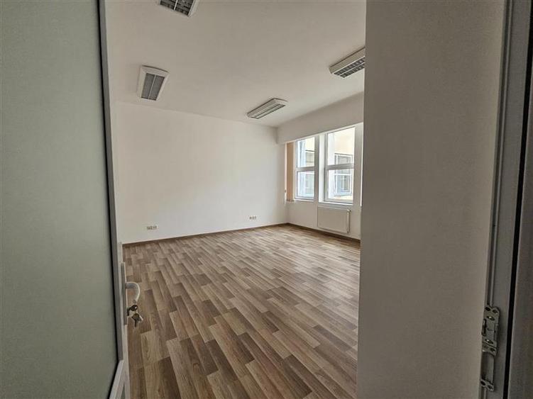 Spatii multifunctionale de inchiriat - birouri, producție, depozitare