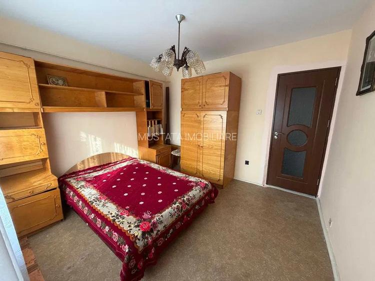 Apartament 2 camere confort 1 decomandat, Zona Radu Negru. - 2