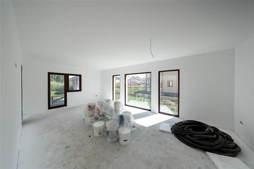 Vanzare Casa la cheie, constructie noua, intabulata,teren 680 mp - 31