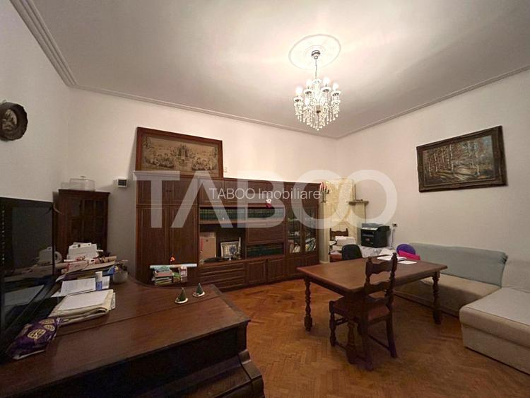 Apartament de vanzare cu 5 camere garaj zona Central din Sibiu - 3