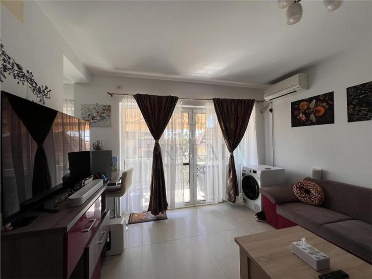 BUZIASULUI - 3 Camere - Decomandat - Etajul 1 - LIFT - Mobilat - 2