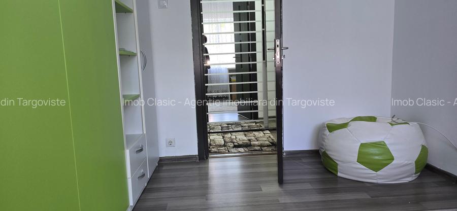 Micro  3 Târgoviște,  vânzare apartament 3camere, Etaj 1 - 19