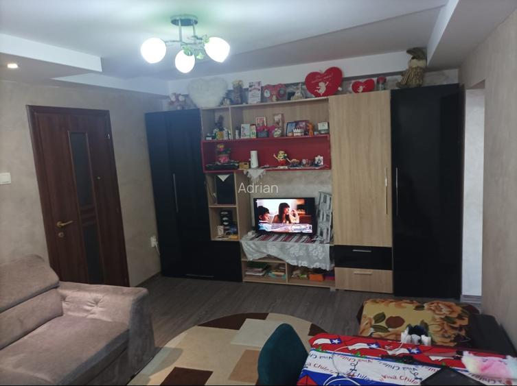 Vând apartament 2 camere  - 6