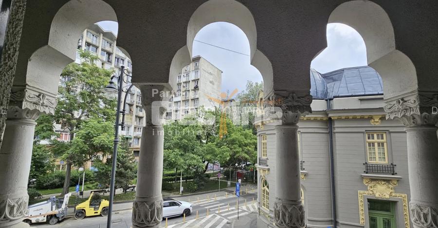 Spațiu de birouri într-o vilă istorică | 160 mp | Piața Romană - 14
