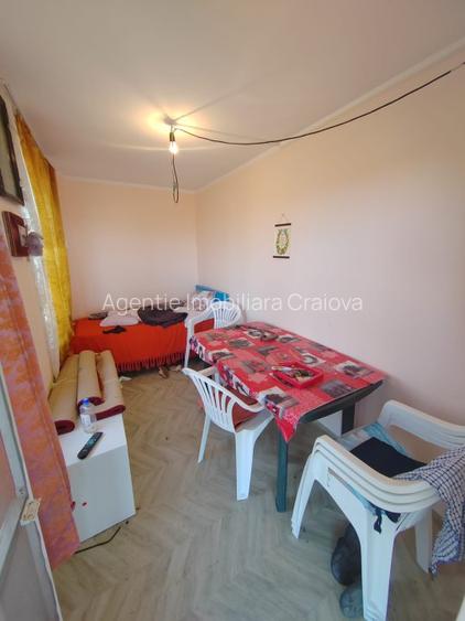 Vanzare casa batraneasca 2 camere + teren 1100mp in comuna Teslui, Olt - 8