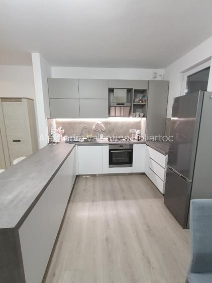 Vand apartament cu 3 camere (mobilat) - 4