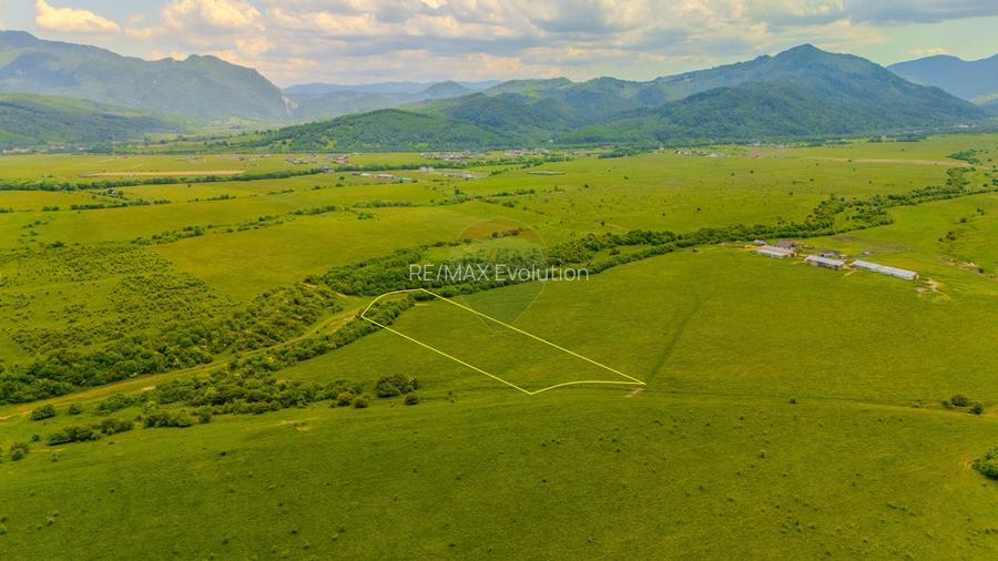 Teren 10,800mp Rasnov / Drumul DN73 - 5