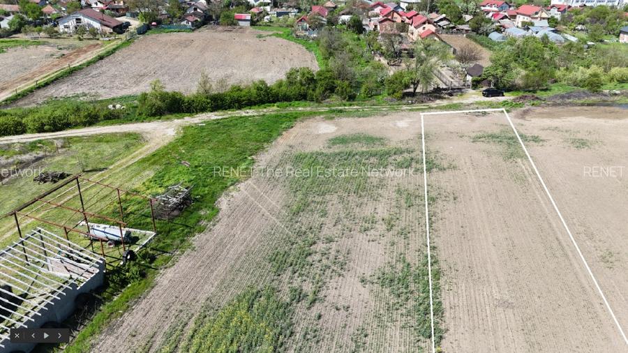 CIOLPANI, LOT 4.900 MP! - 3