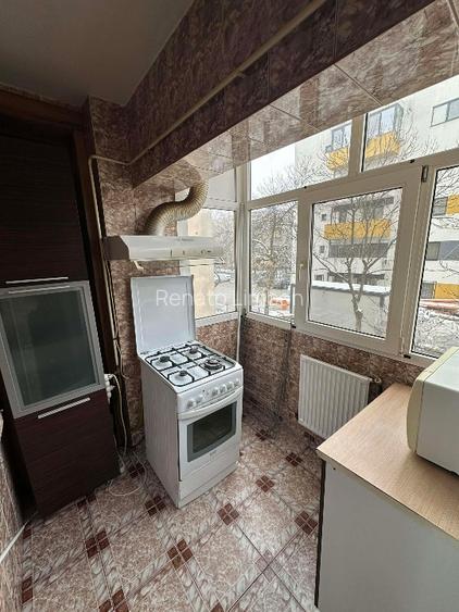 Apartament 3 camere, complet mobilat, zonă liniștită - 16