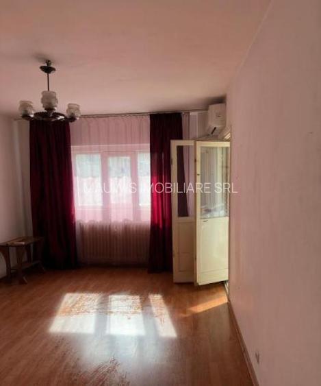 Obor /  Avrig /  garsoniera decomandata/   5 min Metrou / - 4