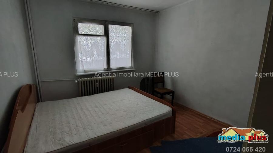 Apartament 2 camere decomandat, parter, balcon și beci – Micro 13 - 5