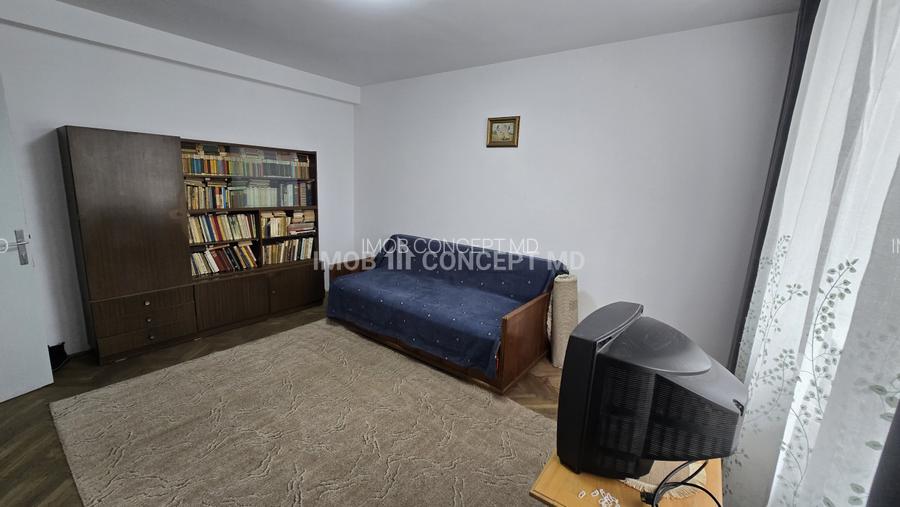 VANZARE PARTER cu 2 camere PE BULEVARD, in Ploiesti - 2