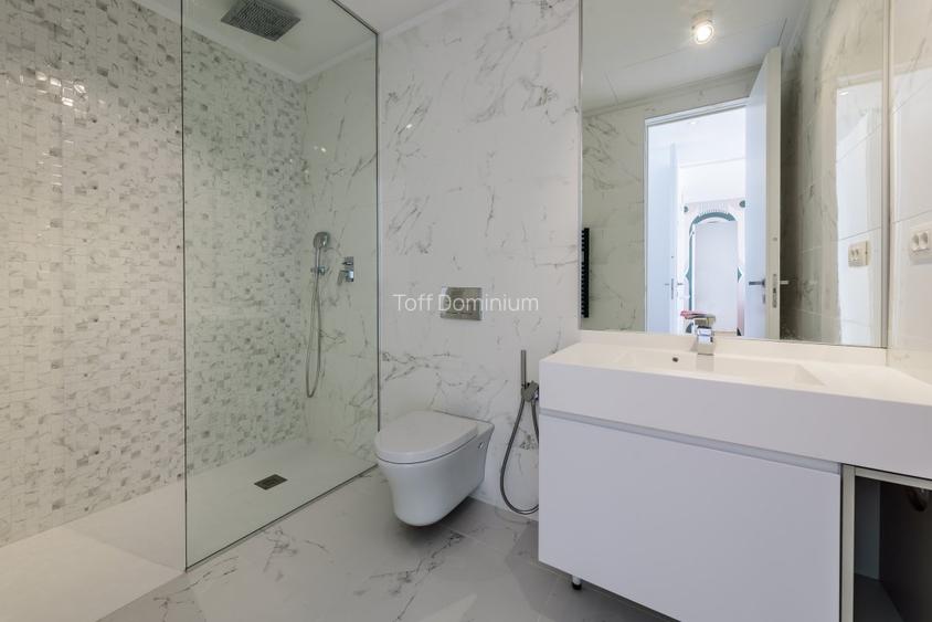 NEO MAMAIA B3.3 - 16