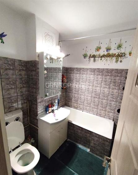 Apartament 3 camere decomandat 2 balcoane zona Calea Poplacii - 23