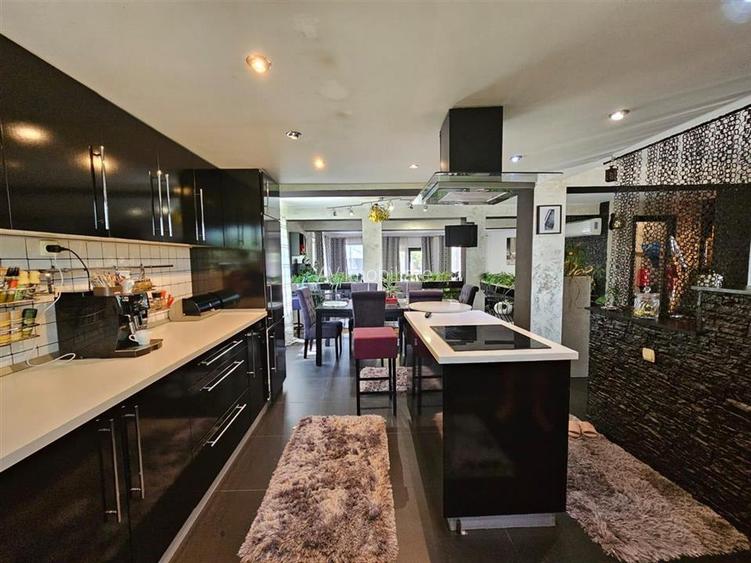 VANZARE VILA INDIVIDUALA | TOATE UTILITATILE| DRUM ASFALTAT | PISCINA - 5