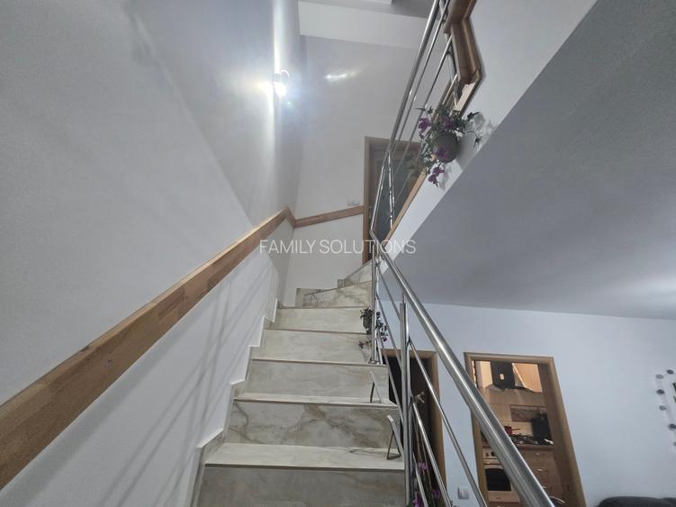 Vila P+1+M,Str.Amurgului,metrou Dimitrie Leonida - 3