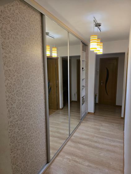 Apartament de vanzare, 3 camere, decomandat, 72 mp, Alexandru cel Bun