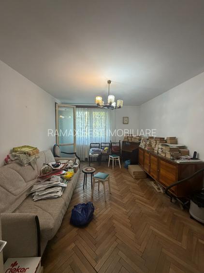 Nicolae Grigorescu 3 minute metrou - Parc IOR -Scoala Labis - 2