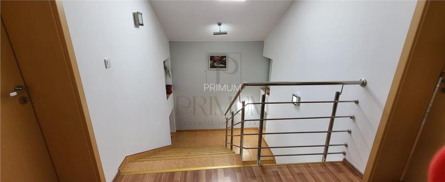 Casa individuala - 5 camere - dormitor la parter - 792 mp teren - 19