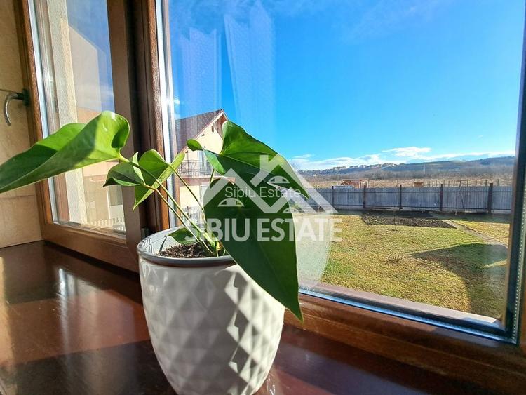 Casa Sibiu cu pivnita si garaj, curte mare - 10