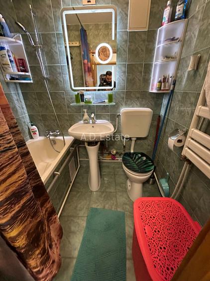 1 Decembrie 3 Camere Etaj 1 Centrala Proprie Instalatii Schimbate 12 Min Metrou - 10