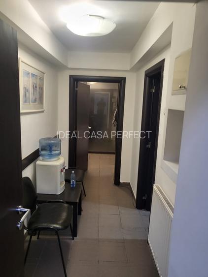 Zona str. C.A. Rosetti General Praporgescu, Demisol inalt pentru firma, birou - 4