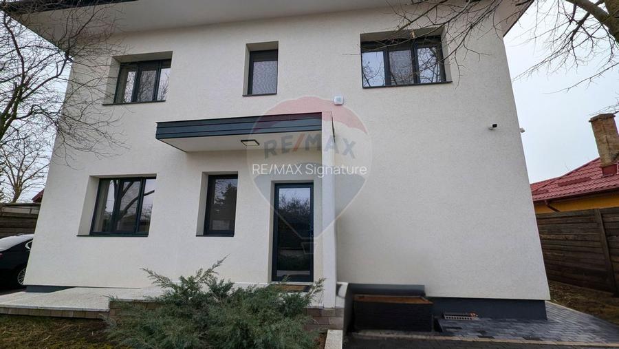 Vilă nouă de Vânzare in Balotești Ultrafinisată 5 Camere - 60