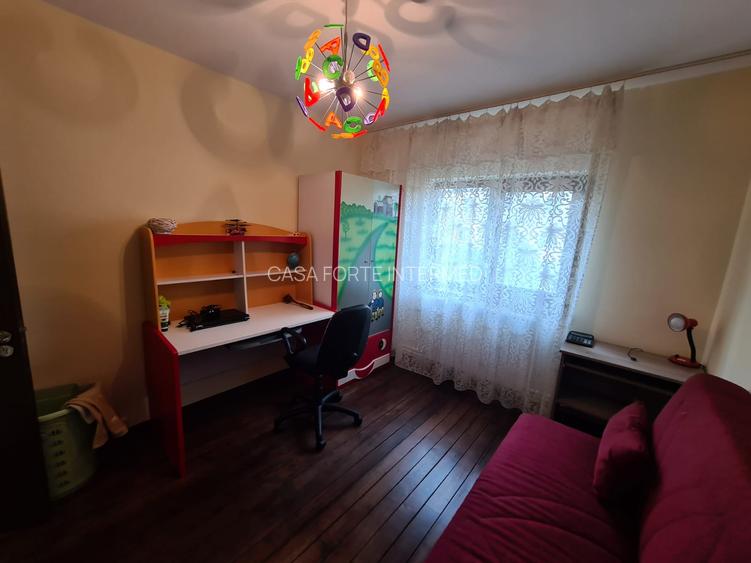 Apartament 3 camere de închiriat -Tomis Nord, zona Cireșica  600  euro - 15