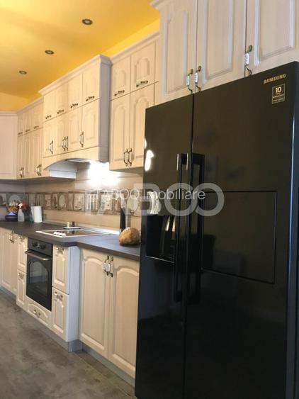 2 Case individuale moderne renovate 500 mp teren de vanzare Sibiu - 32