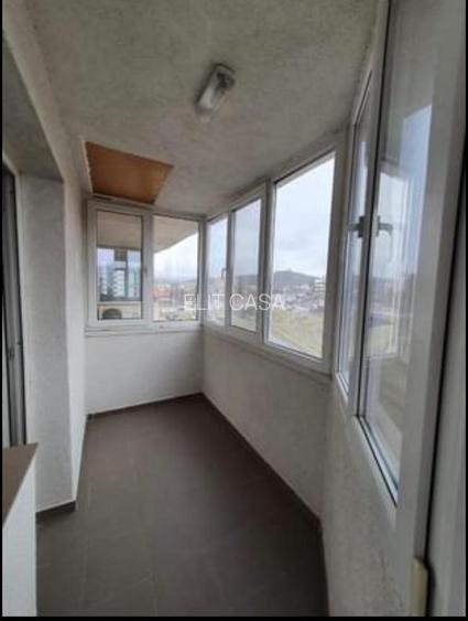 Apartament cu 2 camere,tip Penthouse, DECOMANDAT, zona Nicolina - 4