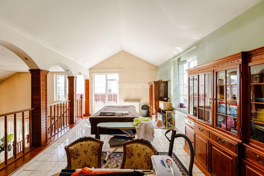 Proprietate cu potențial – casă spațioasă + teren generos - Comision 0% - 24