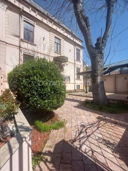 Ultracentral - cladire emblematica D+P+1+M, 430 mp., curte 200  mp. - 2