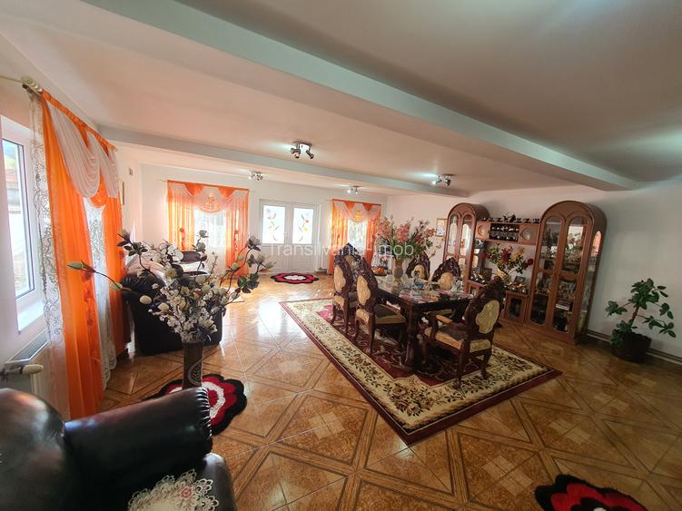 Casa de vanzare in Teliu - 2