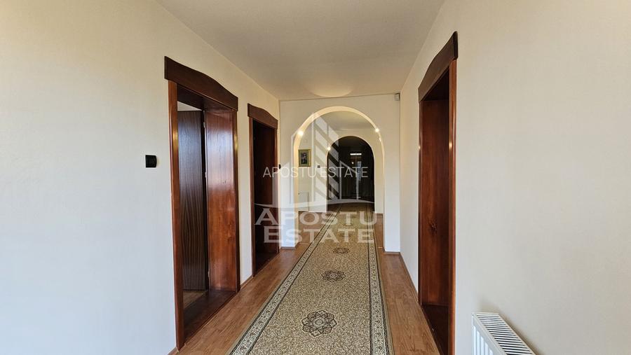 Vila de vanzare in Ghioroc - 13