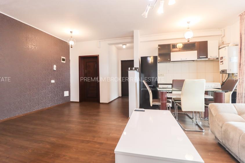 Apartamentul Tragis – spațios și bine compartimentat – - 7