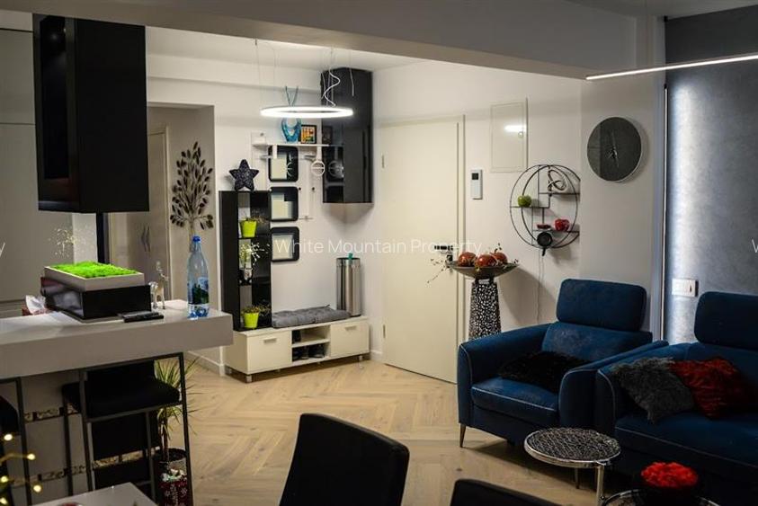 Apartament cu amenajare designer de vanzare in Green Valley Noua