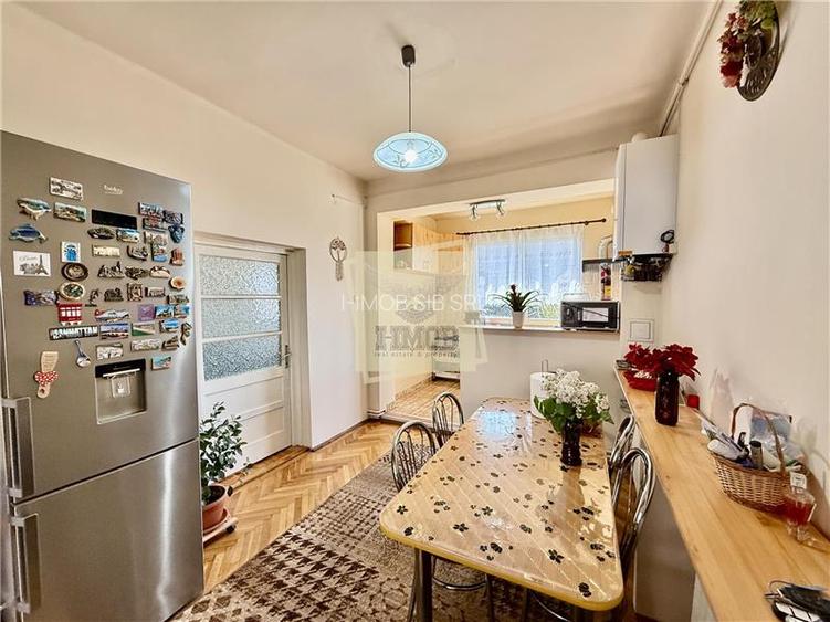 Apartament la casa cu 4 camere  204 mp curte 150mp Piata Cibin - 5