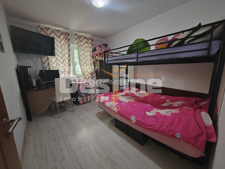 Apartament 3 camere DECOMANDAT 76 mp - cartier NICOLINA - 6
