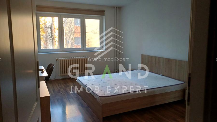 3 camere decomandate | Etaj 1/4 | Centrală proprie | Primăverii/Pritax/Mănăstur - 3