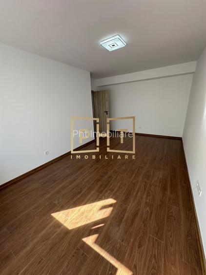 Apartament de vanzare cu 3 camere, 55,6 mp, balcon, zona Terra! - 2