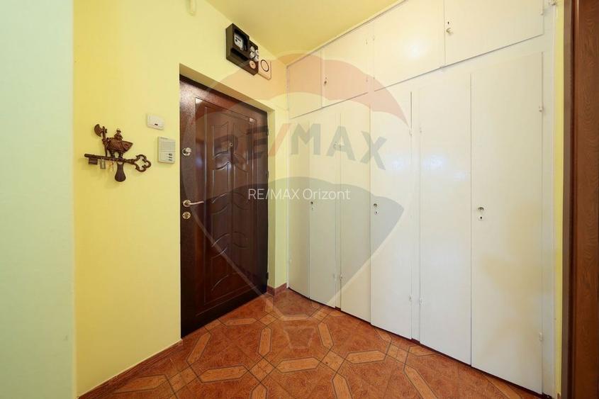 Apartament cu 2 camere de vânzare în zona Tractorul - 11