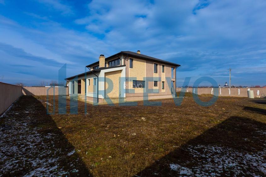 Casă/Vilă 500 mp Dumbrava Roșie, NT - 99