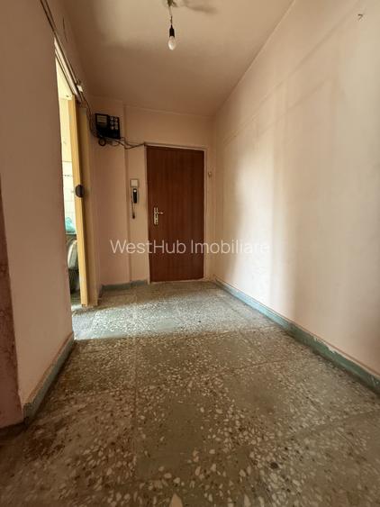 Apartament 2 camere, 52 mp utili, etaj 1, cu boxa la subsol - zona Cetatii - 5