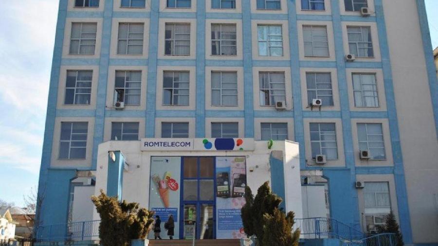 Cladire comerciala 3.785 mp+ Teren 1.280 mp , Craiova - CENTRAL