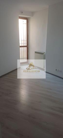 Apartament de Vanzare - Zona Ateneul Roman - 4 camere - 110 MP